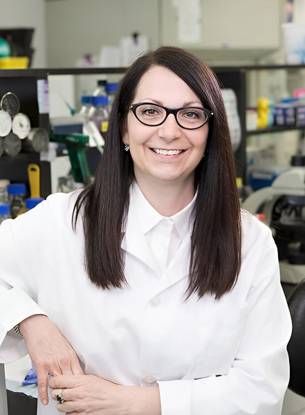 Photo of Dr. Marignani in her lab